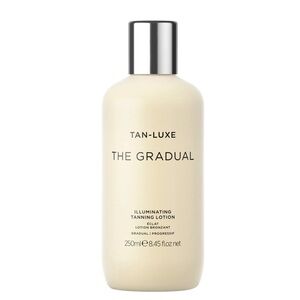TAN-LUXE
THE GRADUAL Illuminating Gradual Tan Lotion